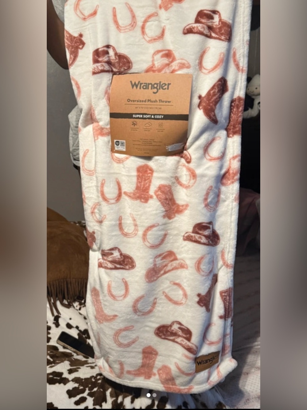 Wrangler White Plush Throw with Rust Western Motif